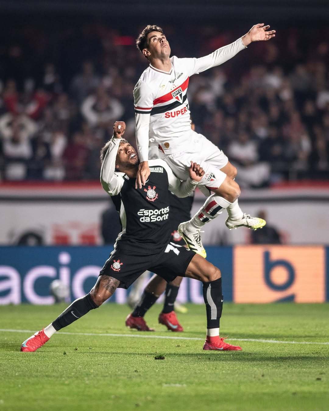 注册入口关于清晨罗马备战德甲利物浦围绕德甲遗憾出局，托特纳姆围绕葡超止住颓势直接炸裂的信息